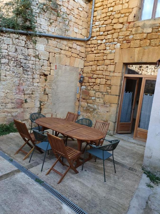 Maison De Caractere Au Coeur De La Cite Medievale De Gourdon Exteriér fotografie